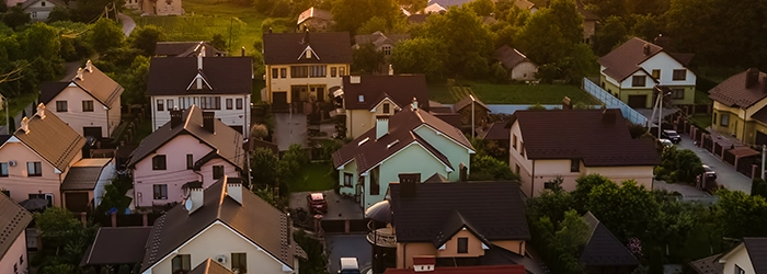 Real estate website for attracting home sellers